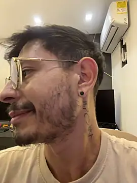 andrewlopezz – webcam-show