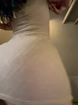 ChloeeCoxxのライブXXXチャット