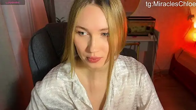 ChloeMillerMeow's Live XXX Chat