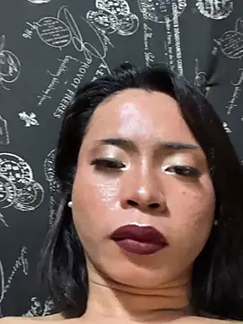 YourHotMenxie18's Live XXX Chat
