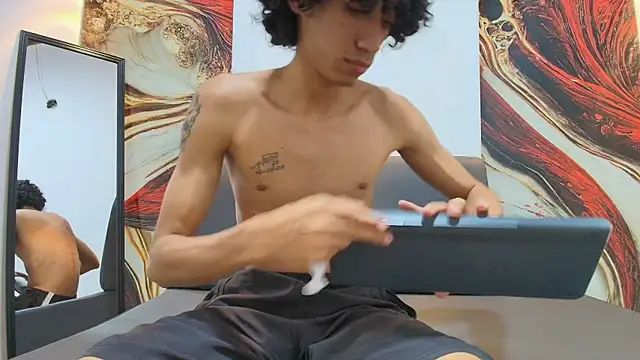 simondwayne Show in webcam