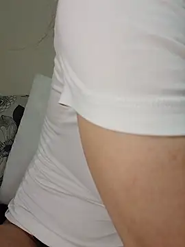 Maya-Parllo live XXX chat