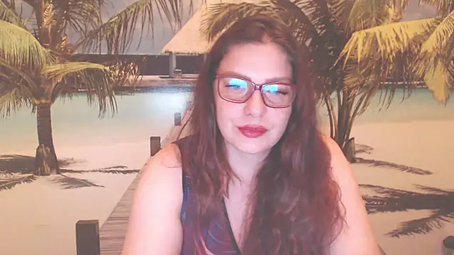Queen__Natasha Chat XXX in diretta
