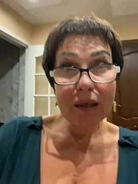 bettybutter_'s Live XXX Chat