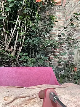 Chatroom XXX en direct de Emily_Gomezz