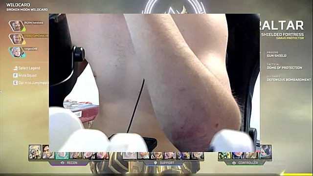LilWhyteBoiGamer Webcam Show