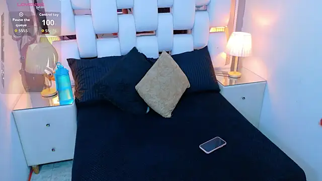 Živý XXX chat Emma_Lodge