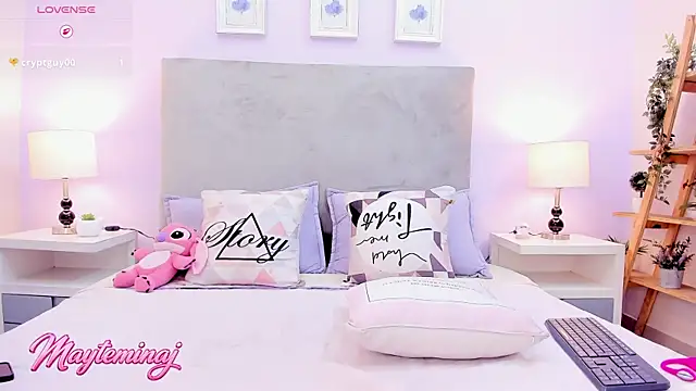 MAYTEMINAJ XXX чат на живо