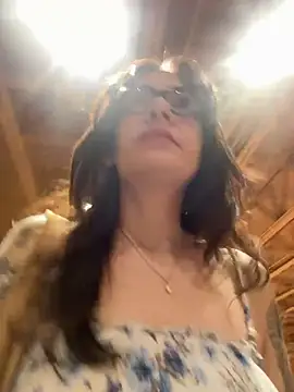 XXX chat uživo modela BeautifulMesss