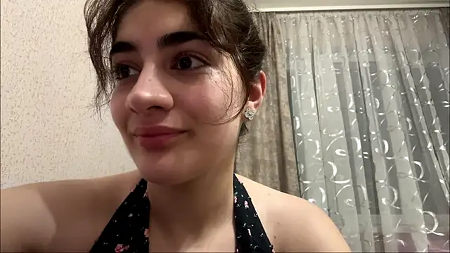 Ledi_Asthik Adlı Modelin Canlı XXX Sohbeti