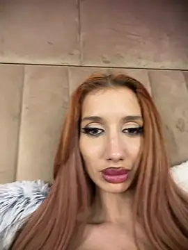 Chat XXX en directo de DevyNessa