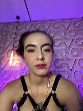 MelanyyJhonson15's Live XXX Chat