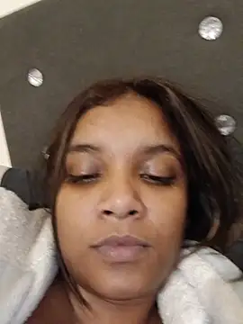 Indianqueen03 웹캠 쇼