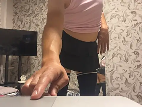 Alina_Cxnturyのウェブカメラショー