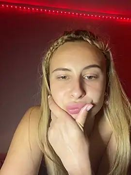 Buurniii Adlı Modelin Canlı XXX Sohbeti