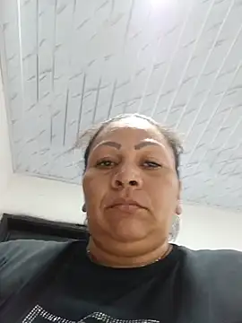 Dirty_Foxx5's Live XXX Chat
