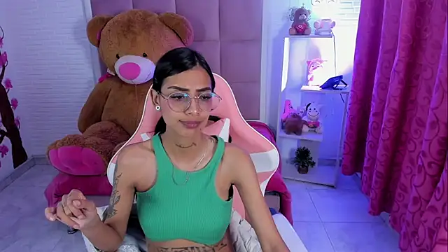 دردشة KarlaSlutSkinny__ الجنسية المباشرة