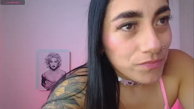 دردشة Millie_bobby الجنسية المباشرة
