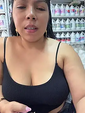 Chat +18 de ISABELLA__LUNA ao vivo