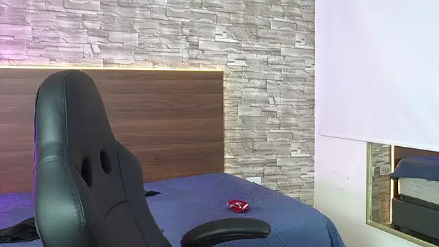 nahomydiamond Webcamshow
