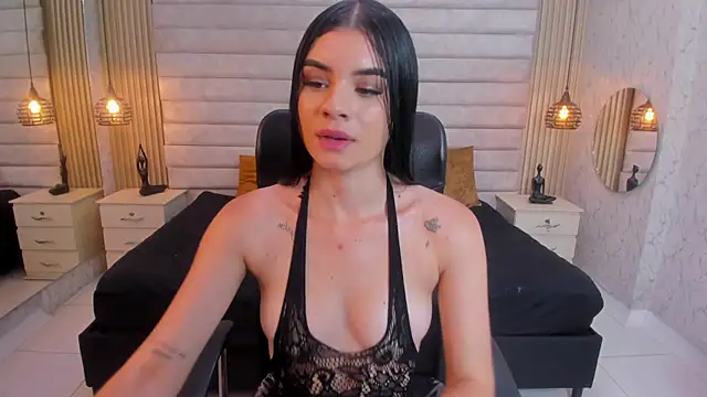 Cloe_Monroee_'s Live XXX Chat
