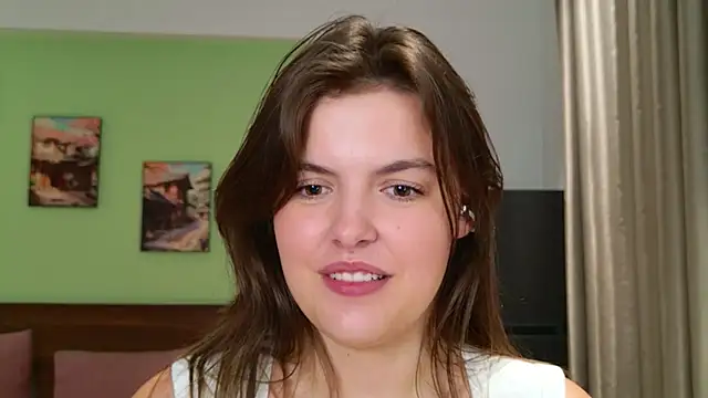 showmeparadise's Live XXX Chat