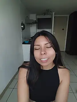 ivihetaira Chat XXX live