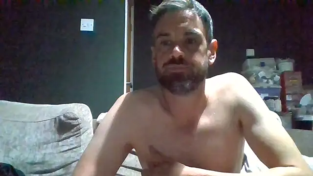Chat XXX en directo de tall_dark_handsome