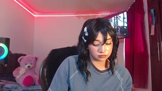 ellyhills' Live XXX Chat