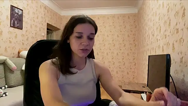 komerialimoros' Live XXX Chat