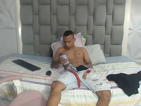 supreme_badboy2 – Live XXX-chat