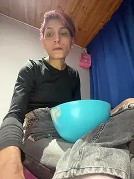 ImCrazzy Adlı Modelin Canlı XXX Sohbeti