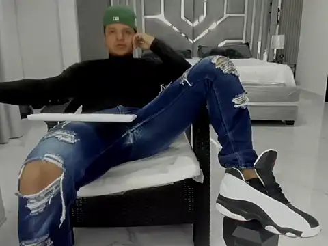 master_leather Chat XXX live