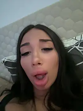 Chatroom XXX en direct de BlueEyes_BB