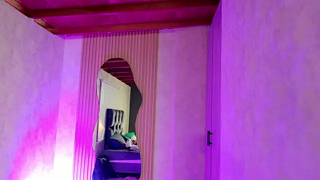 Chat +18 de Angel-umbra ao vivo