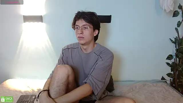 Marcovioletn Live XXX chat