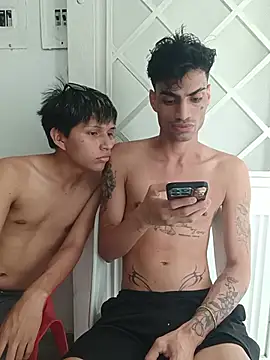 Limitless_boy élő XXX-chatje