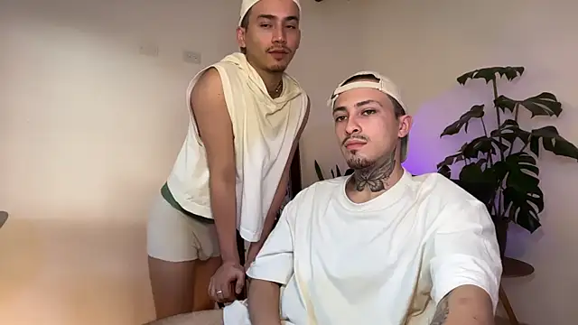 Noah_and_Steven's Live XXX Chat
