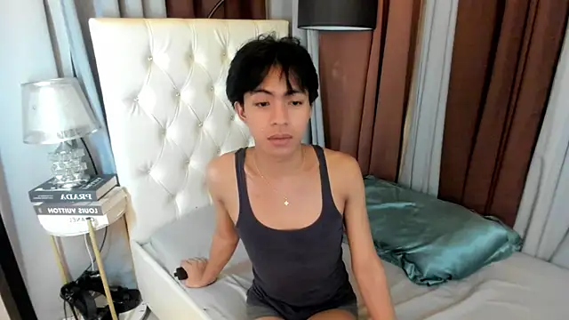 davincihugecock's Live XXX Chat