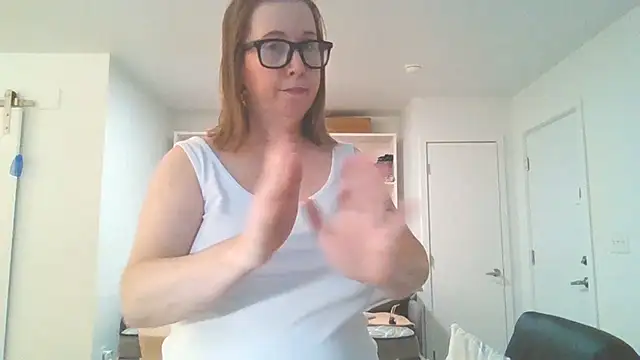 SweetandNaughty1 Show in webcam