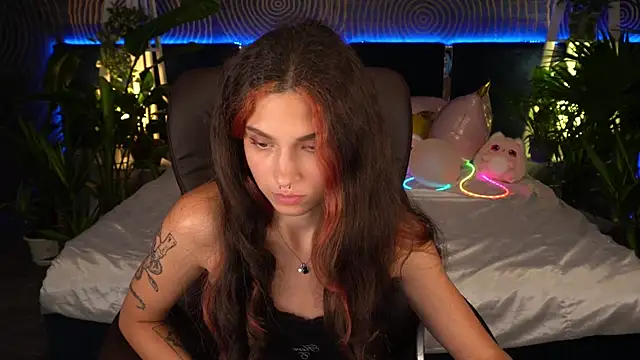 BabyFlowerr – Live XXX-chat
