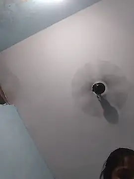 Queen-Rakhi Webcam show