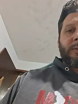 Chat +18 de Meu_Pai ao vivo