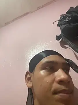 Chat +18 de pretin_sexy ao vivo