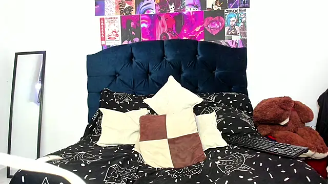 XXX chat uživo modela ZOREN33