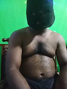 Hiptonos Adlı Modelin Canlı XXX Sohbeti