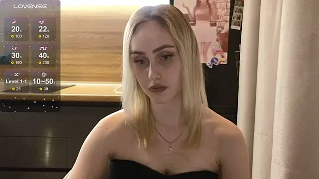 Bella_Villen's Live XXX Chat