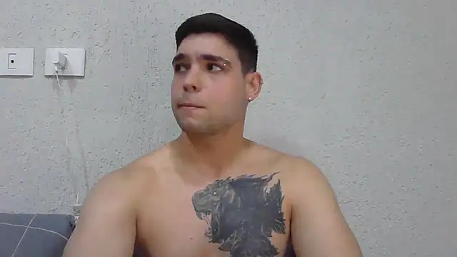 Show de Zure-xxx na webcam