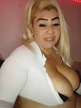 Онлайн чат XXX BonniAdams