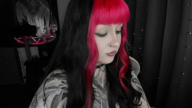 XXX chat uživo modela t0riayun0